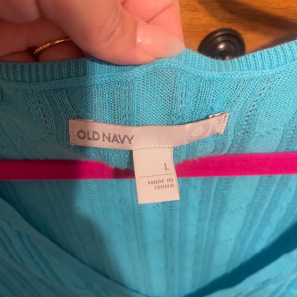 Vintage Blue V-Neck Cable Knit Sweater - Picture 3 of 3